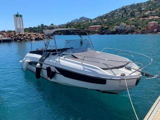 Beneteau Flyer avec T top d'occasion Amber Yachting