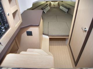 semi-rigide avec cabine Ranieri Cayman 35 en vente chez Amber Yachting - Mandelieu